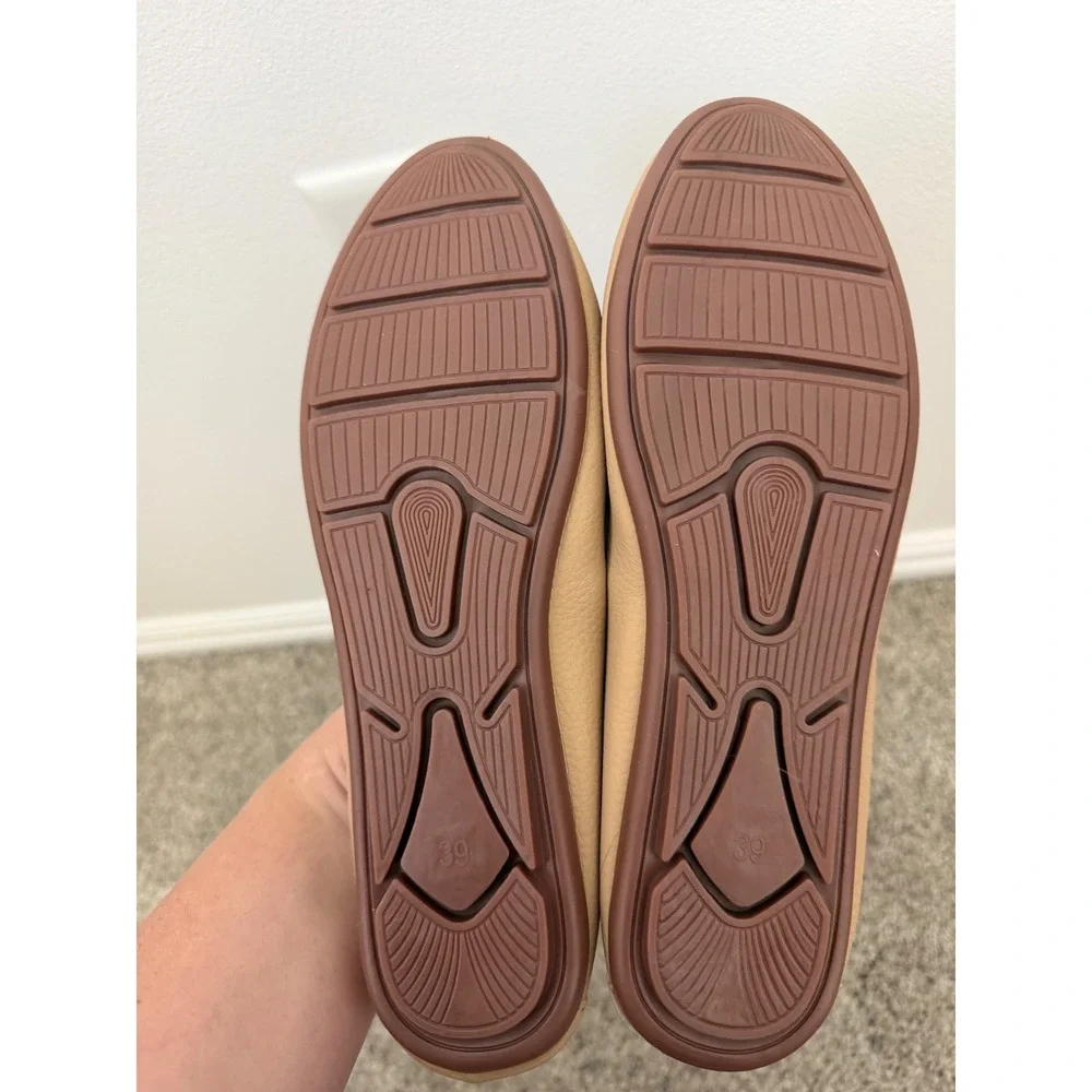 Rongen Tan Loafers – Women's Size 39 – NWOT